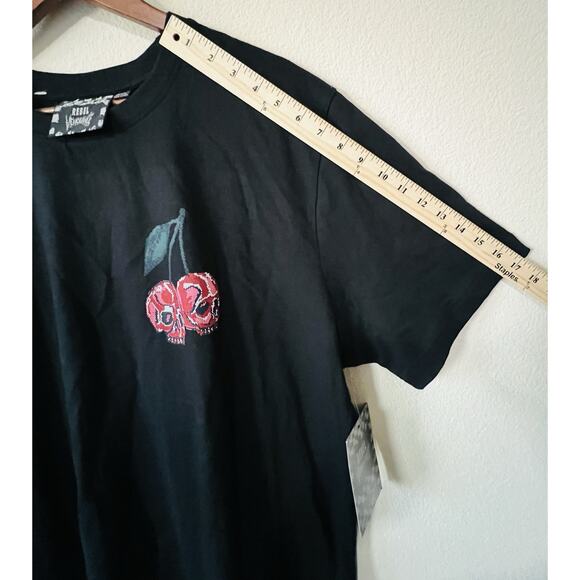 Rebel Vengeance Cherry Skull Graphic Tee Size 3 XL - Picture 9 of 11